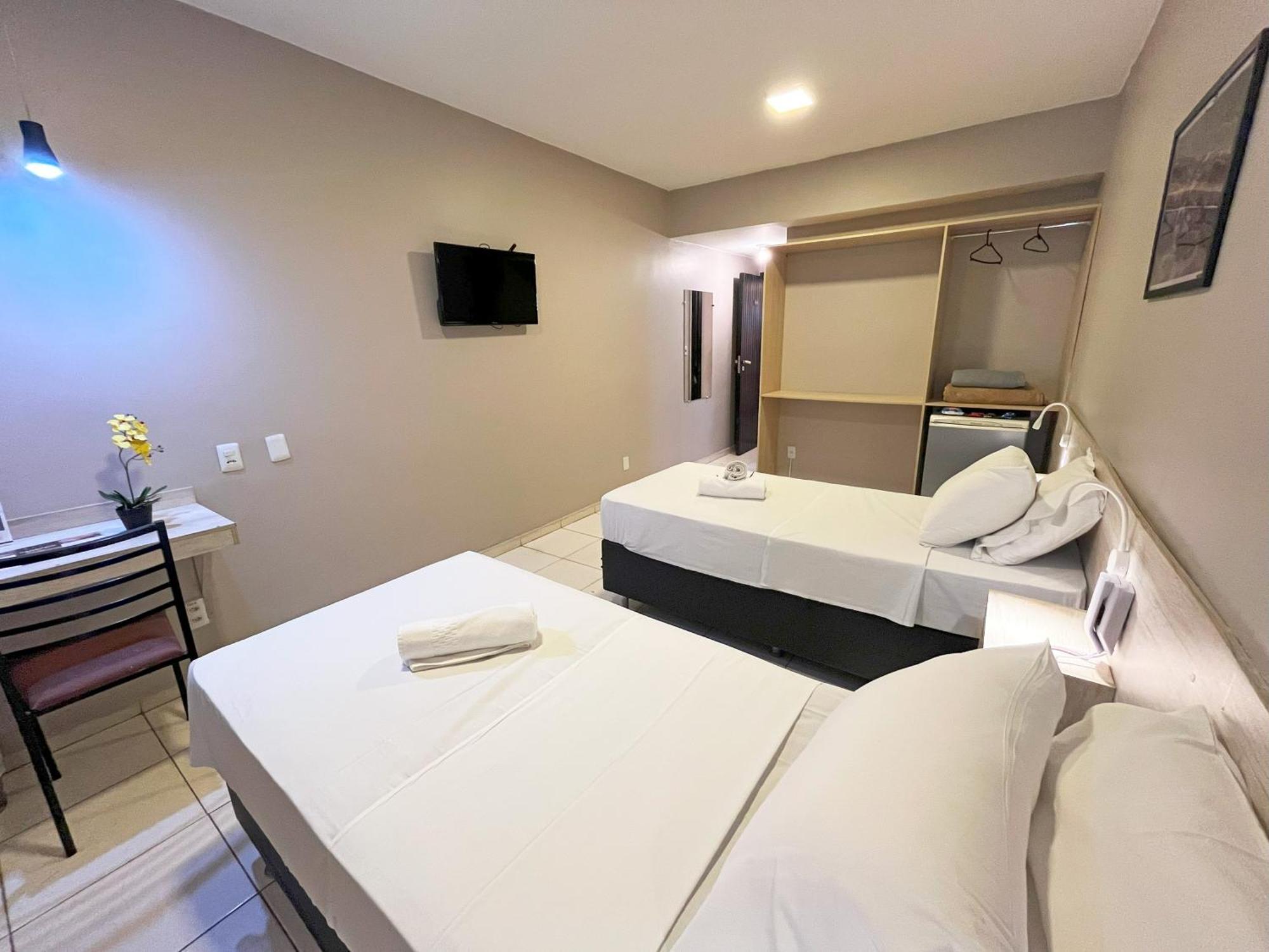 Hotel Econotel By Bsb Inn Brasília Exteriör bild